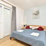 Spacious With Garden * بوريتش