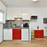 Spacious With Garden * بوريتش