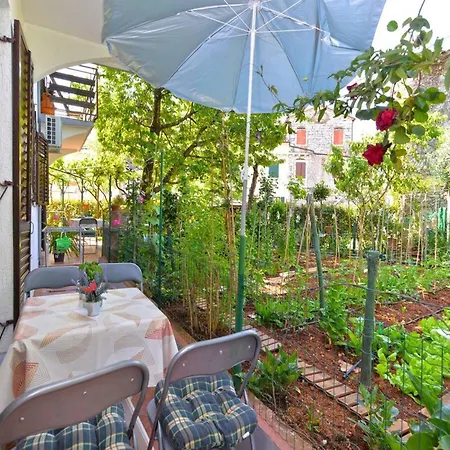 Spacious With Garden * Porec