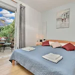 Spacious With Garden