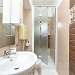 Spacious With Garden Διαμέρισμα *