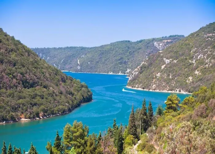 Spacious With Garden * Porec